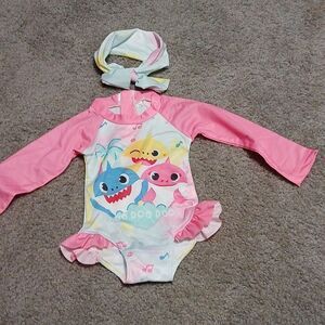 Baby Shark long sleeve bathing suit swimsuit ruffle headband  Sz 70 (6-12m) NWOT